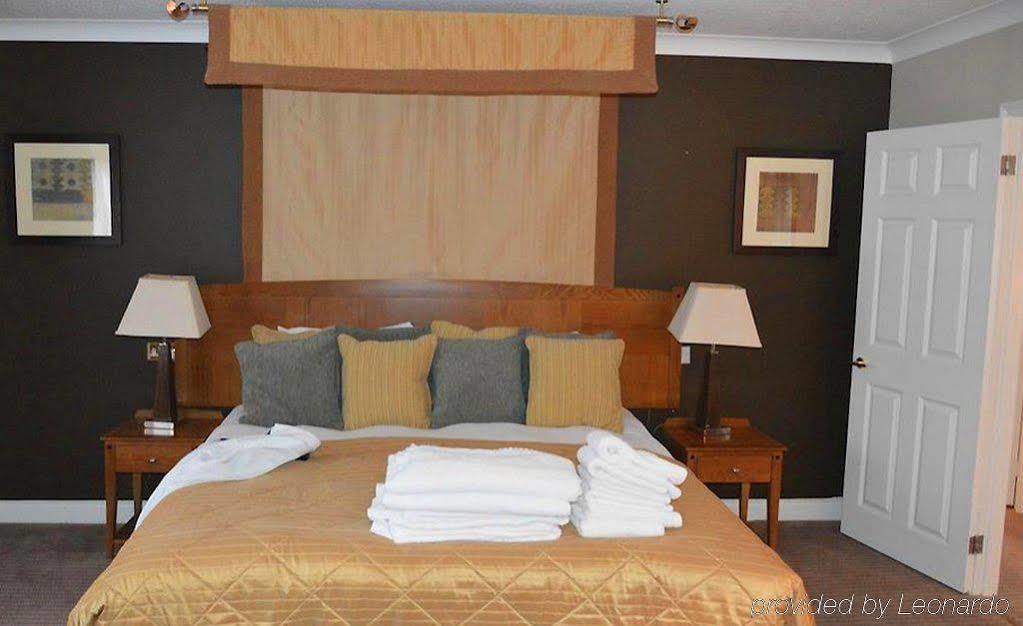 Cisswood House Ξενοδοχείο Χόρσαμ Εξωτερικό φωτογραφία